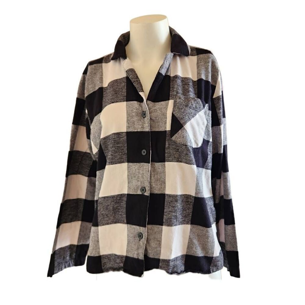 Old Navy women's large black white plaid checkered long sleeve button-up autumn